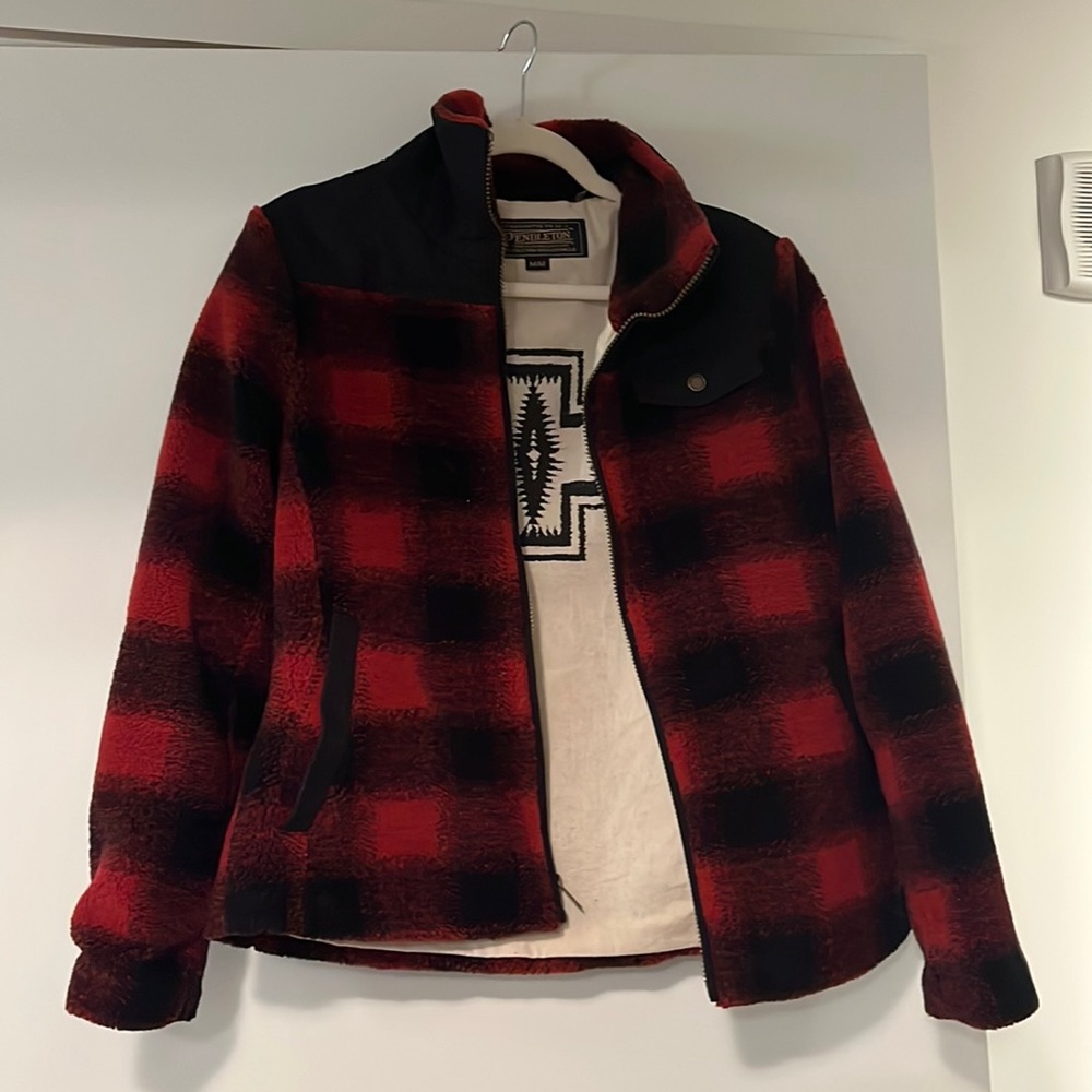 Pendleton plaid Sherpa fleece jacket, medium - Picture 2 of 2